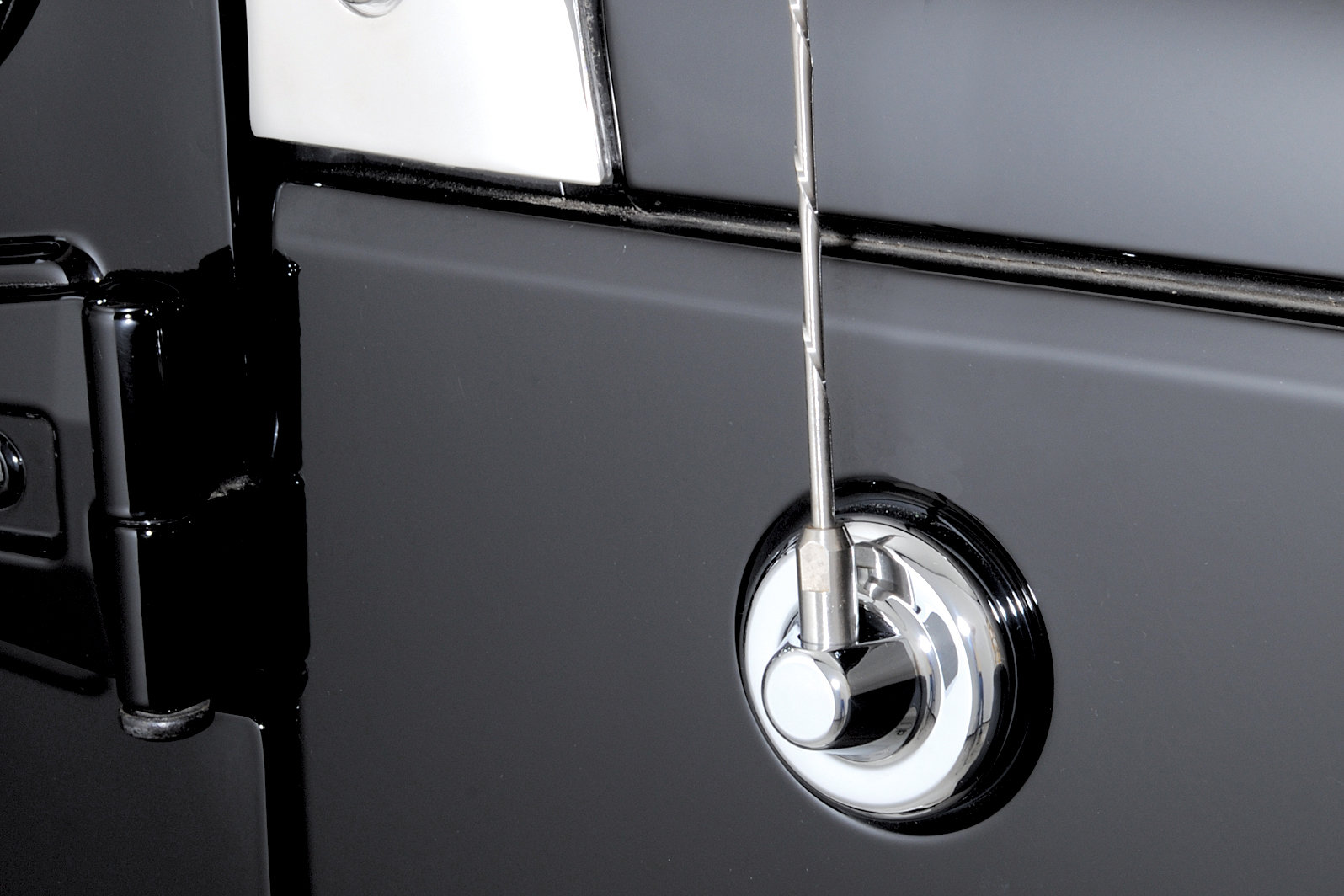 Rugged Ridge 13311.26 Chromed Antenna Base Cover for 07-18 Jeep Wrangler JK