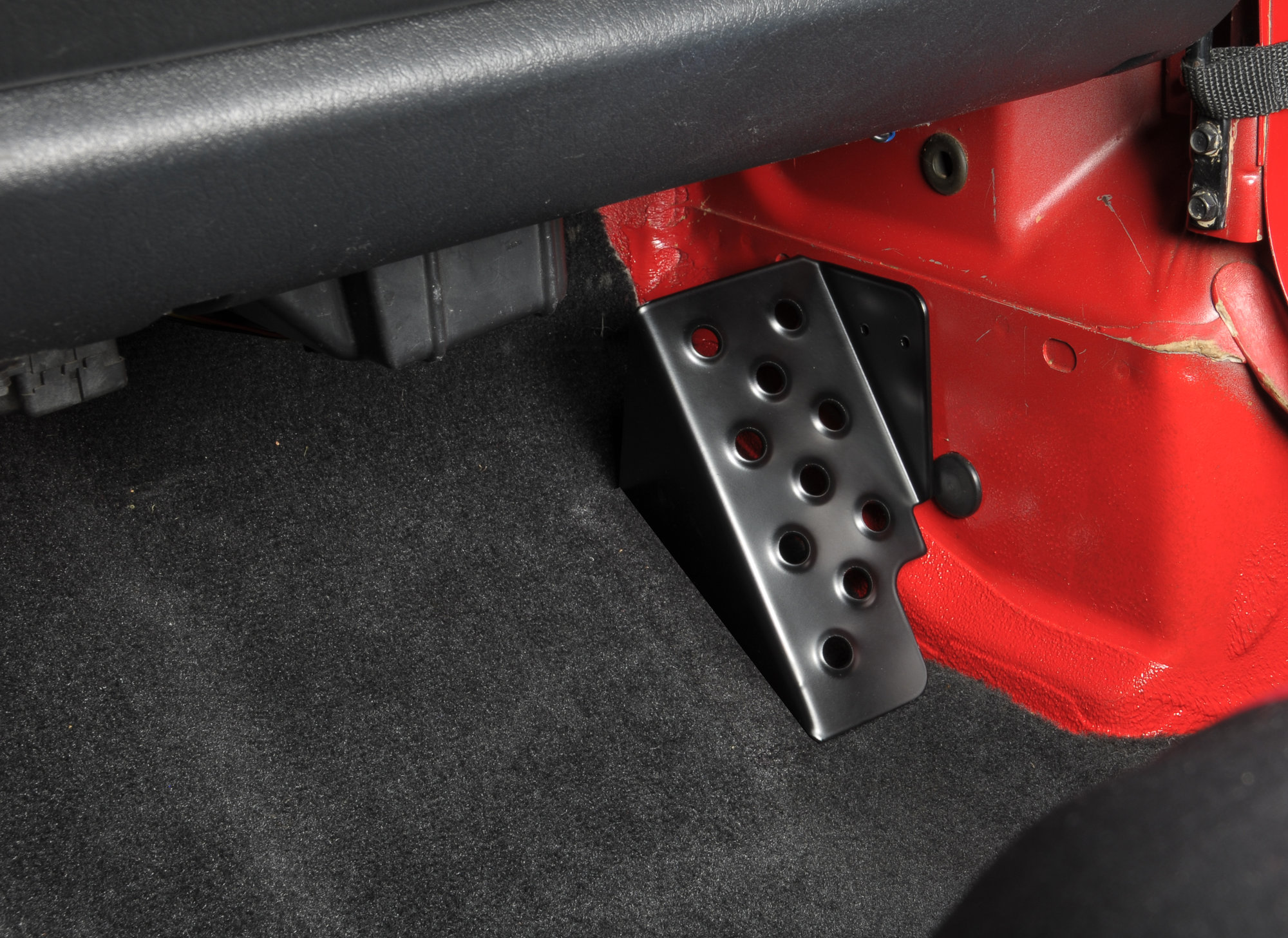 Mountain Off-Road DP9706PS MORE Passenger Side Dead Pedal for 97-06 Jeep Wrangler TJ & Unlimited