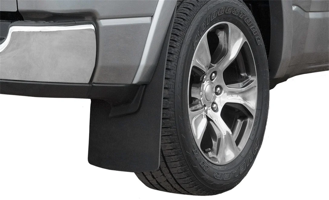 Access E102004209 – ROCKSTAR 2019-2020 Chevy/GMC Full Size 1500 w/ Trim Plates 12in W x 20in L Splash Guard