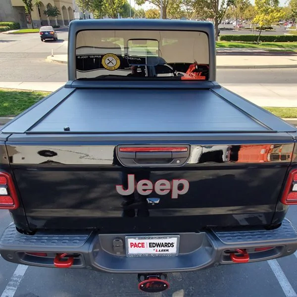 Pace Edwards JRJA36A67 – Jackrabbit Tonneau Cover Kit 19-24 Jeep Gladiator 5 Foot X Short Bed