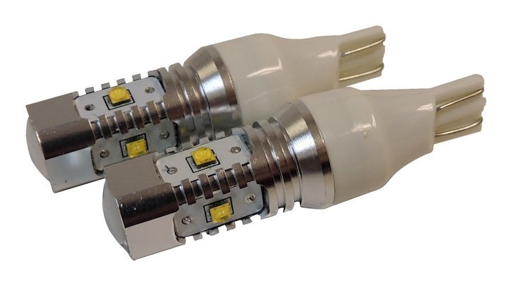 Crown Automotive RT28069 921 White LED Bulb Kit