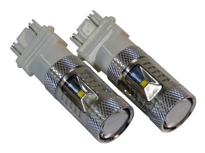 Crown Automotive RT28067 3157 White LED Bulb Kit