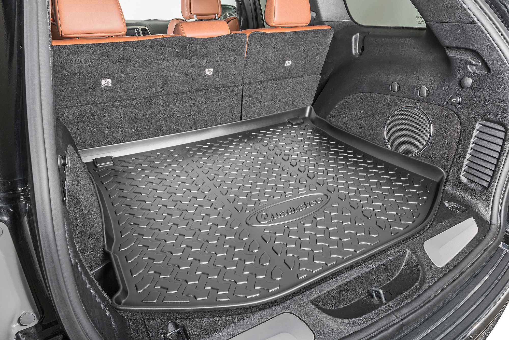 Quadratec Ultimate All Weather Rear Cargo Liner for 11-22 Jeep Grand Cherokee WK2