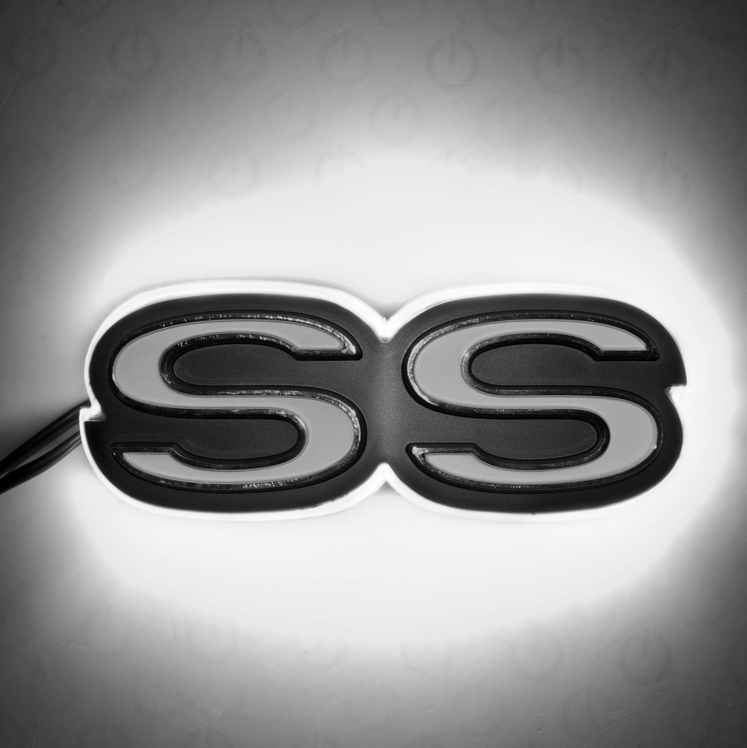 Oracle Lighting 3095-001 Chevrolet Camaro SS Illuminated LED Rear Emblem - White