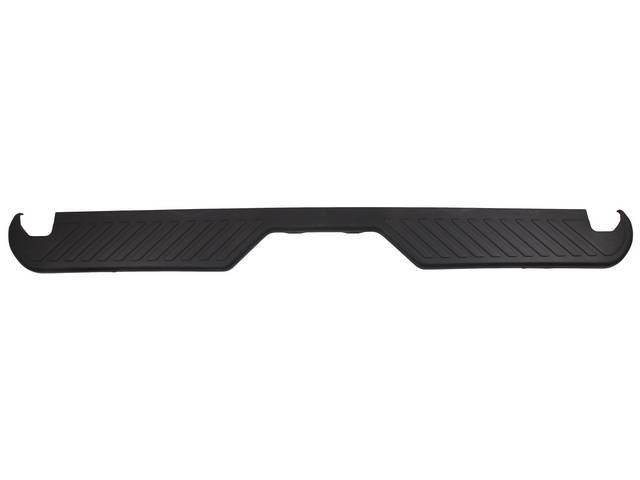 PAD, REAR BUMPER STEP
